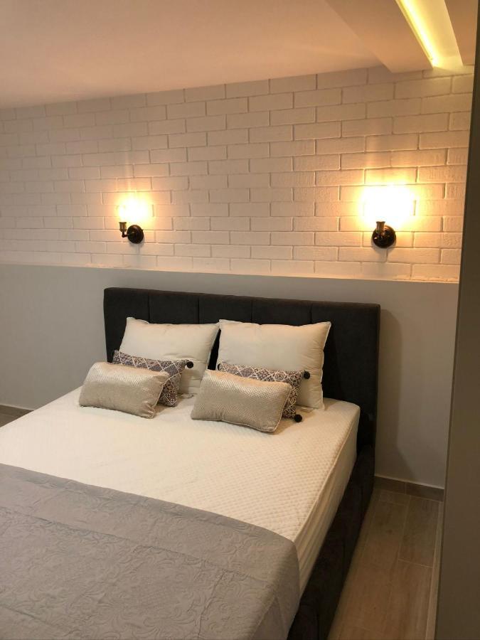 דירות אתונה Helen Luxury Happy House מראה חיצוני תמונה